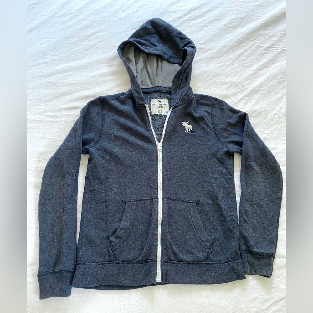 Abercrombie & Fitch kids charcoal sweatshirt, 13/14